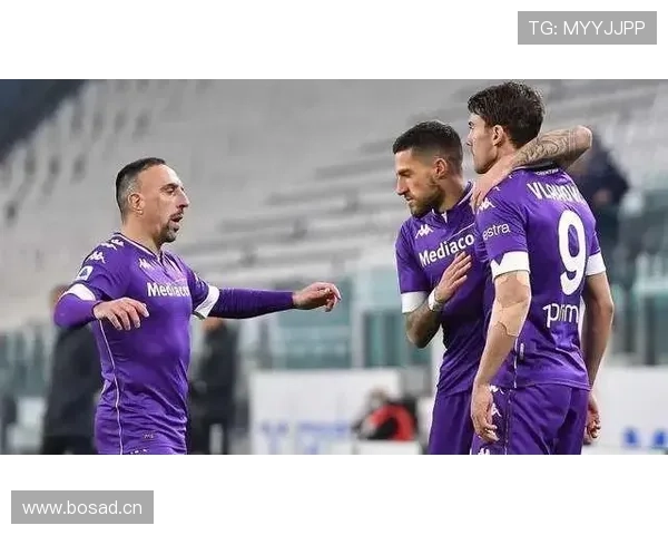 弗拉霍维奇从紫百合锋霸到斑马支点的角色转变解析