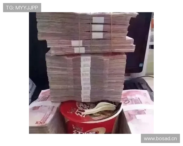 梅威瑟的钱袋有多鼓？连他家快递小哥都在朋友圈炫富了！