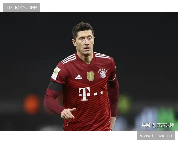 莱万与C罗：终结效率及战术角色差异解析