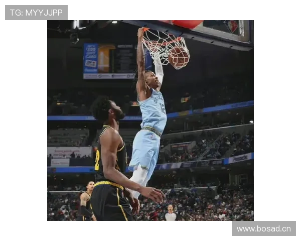 莫·威廉姆斯突破拉开对手防线提升关键时刻得分效率